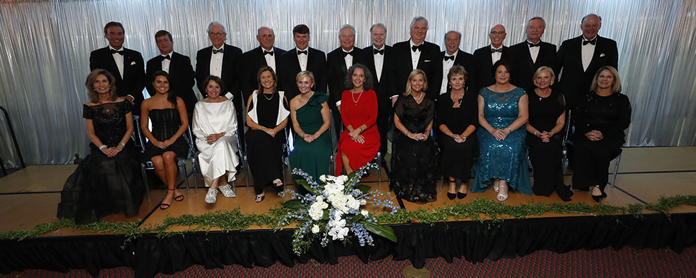 Group shot of the 2019 Bryant Society Inductees