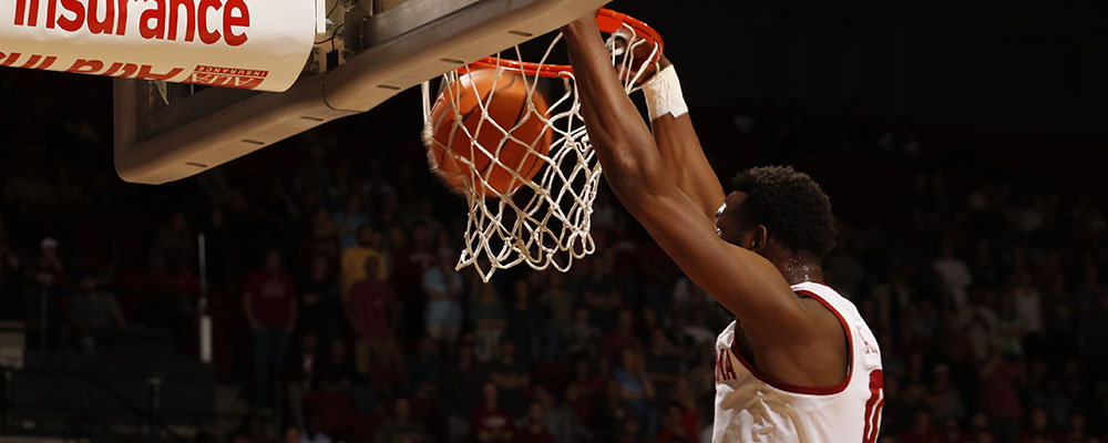 Donta Hall dunking